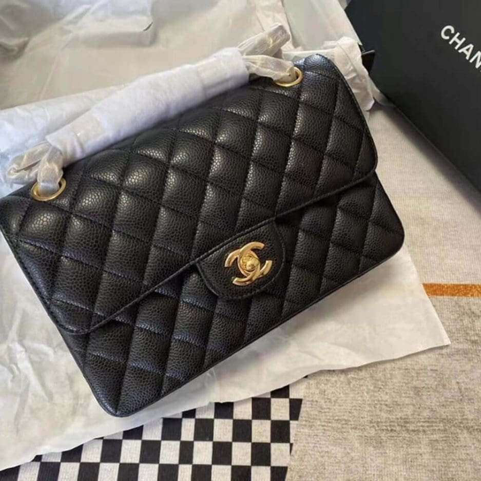 Ch**el Classic Flap Handbag GRAINED CALFSKIN & GOLD METAL