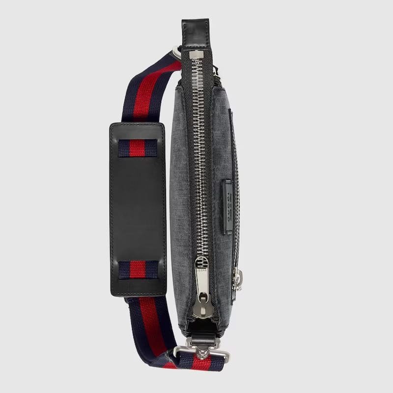 Gvc*1 BLACK SMALL MESSENGER BAG