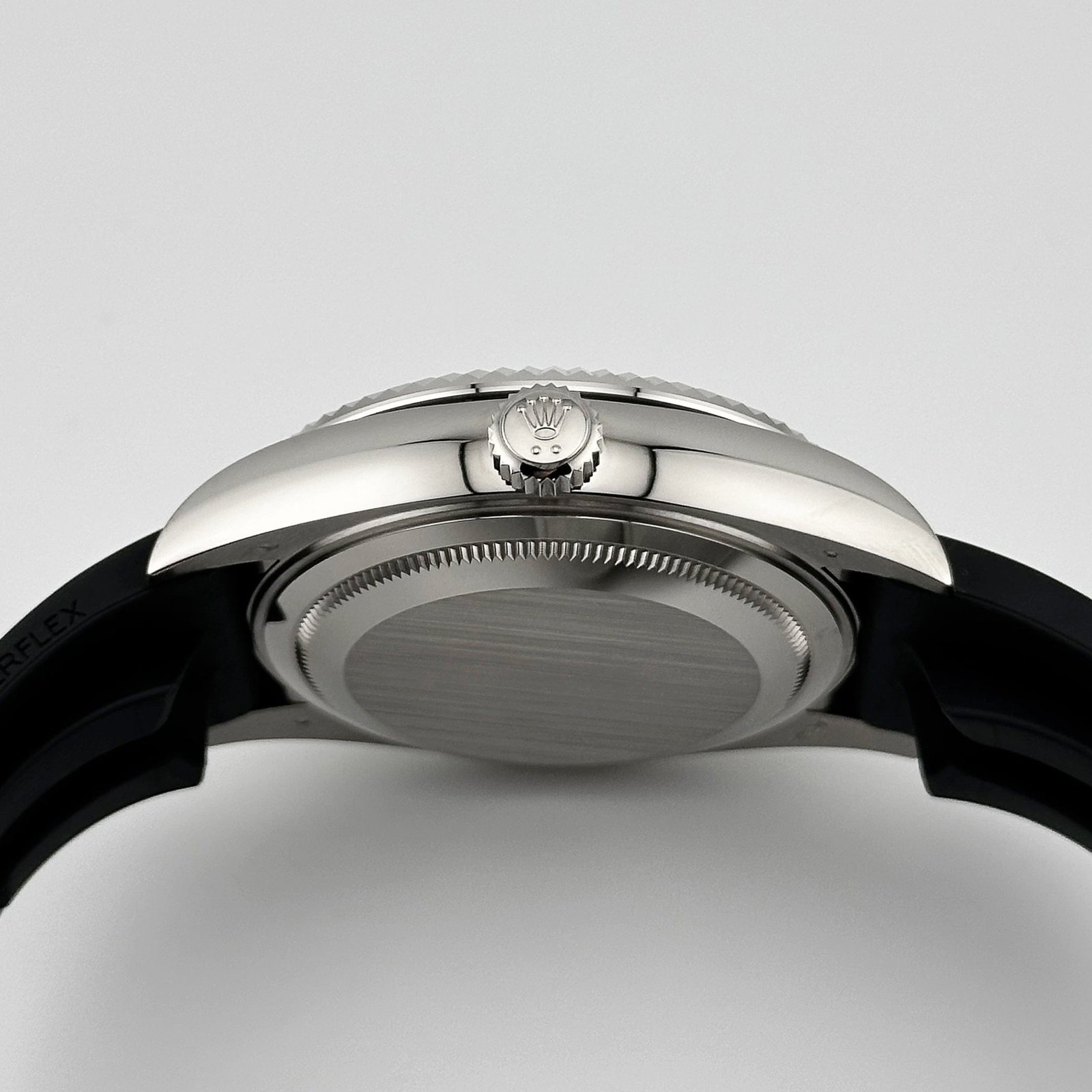R01ex Sky-Dweller 336239 White Gold Black Dial Oysterflex (2025)
