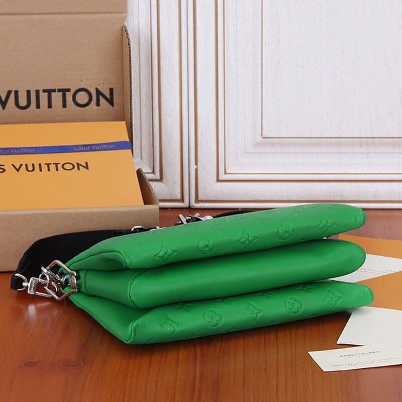 L0vis Vvtt0n Coussin PM Handbag M57936