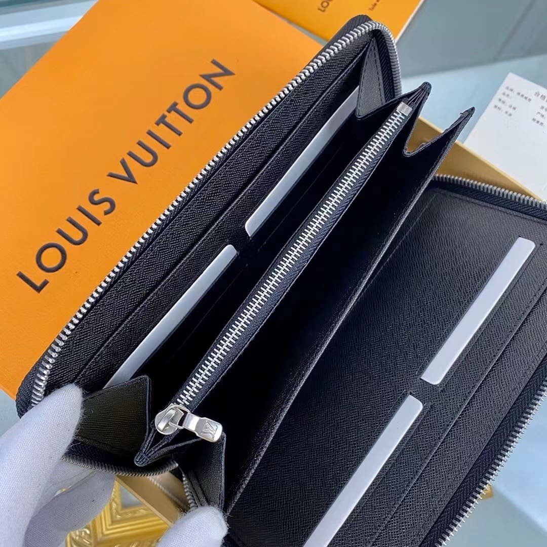 L0vis Vvtt0n Organizer Zippy N63077