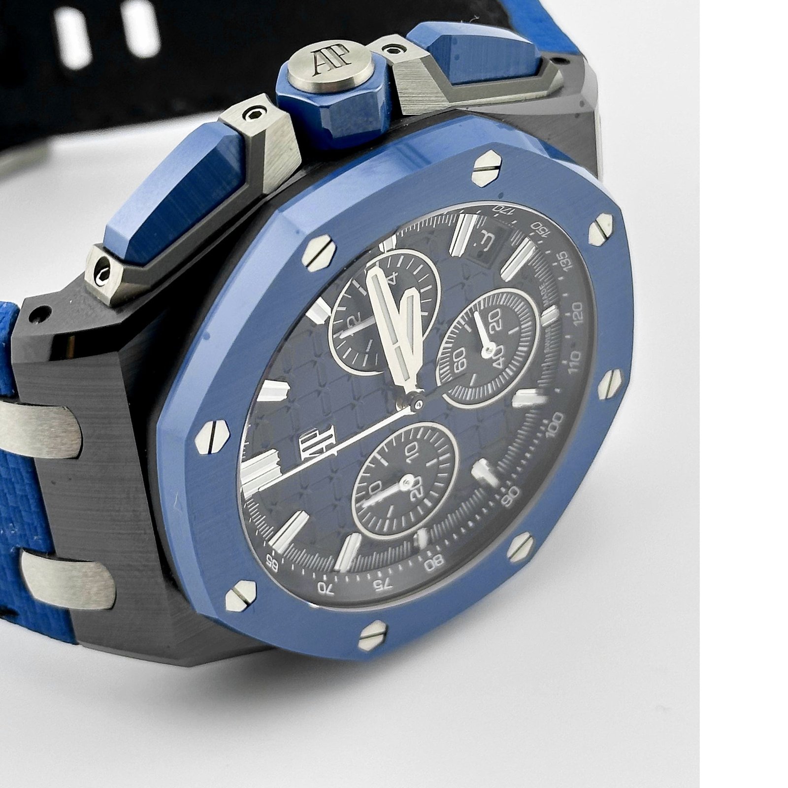 Audemars P1g*et Royal Oak Offshore 26420CE.OO.A043VE.01 Selfwinding Chronograph Black/Blue Ceramic (2023)