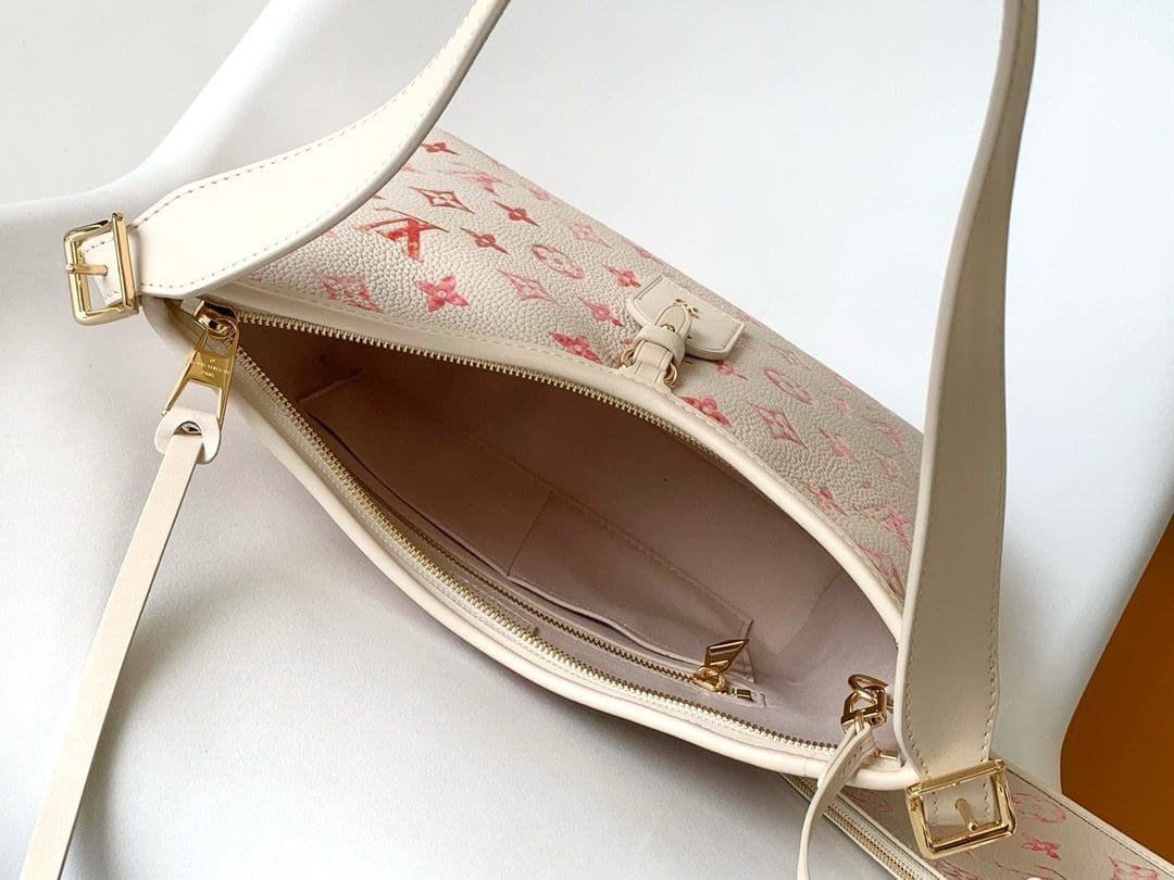 L0vis Vvtt0n M24652 CarryAll PM