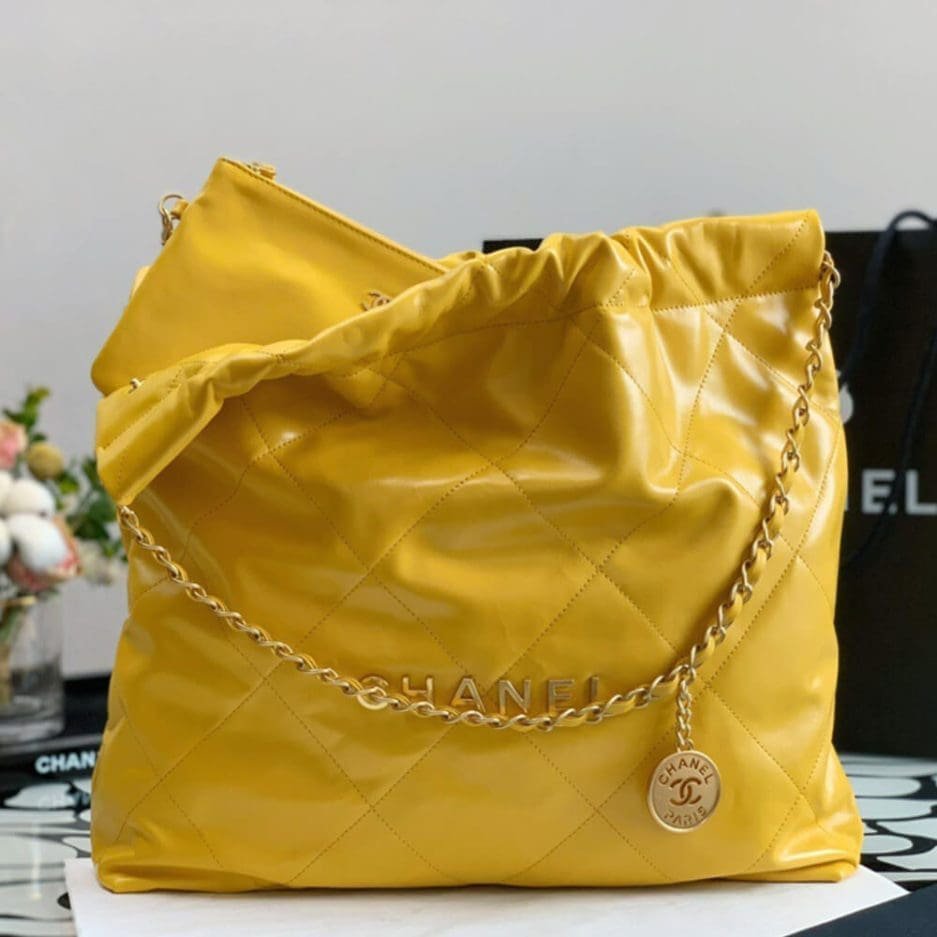 Ch**el 22 SMALL HANDBAG AS3260