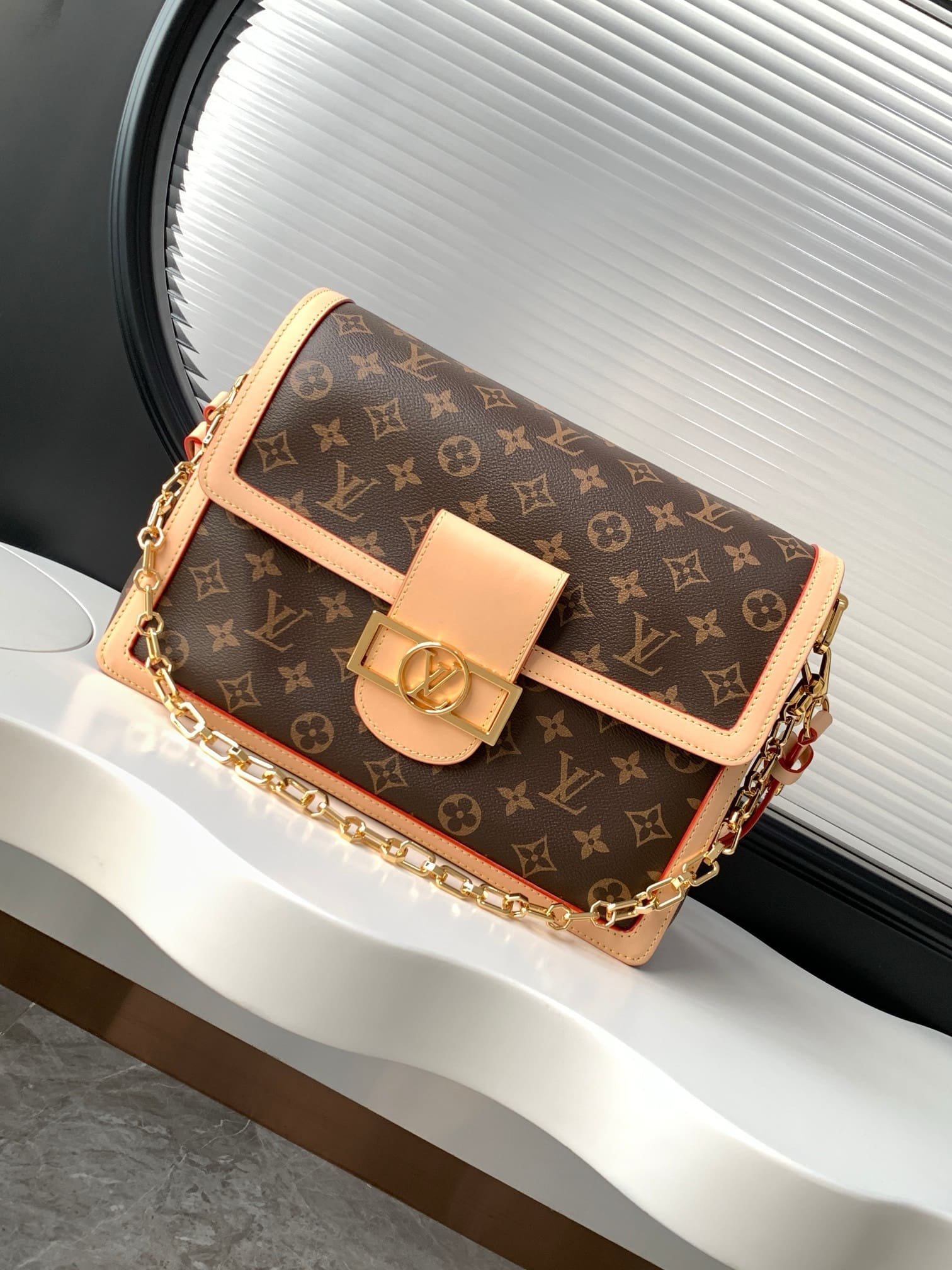 L0vis Vvtt0n M47149 Dauphine Soft GM