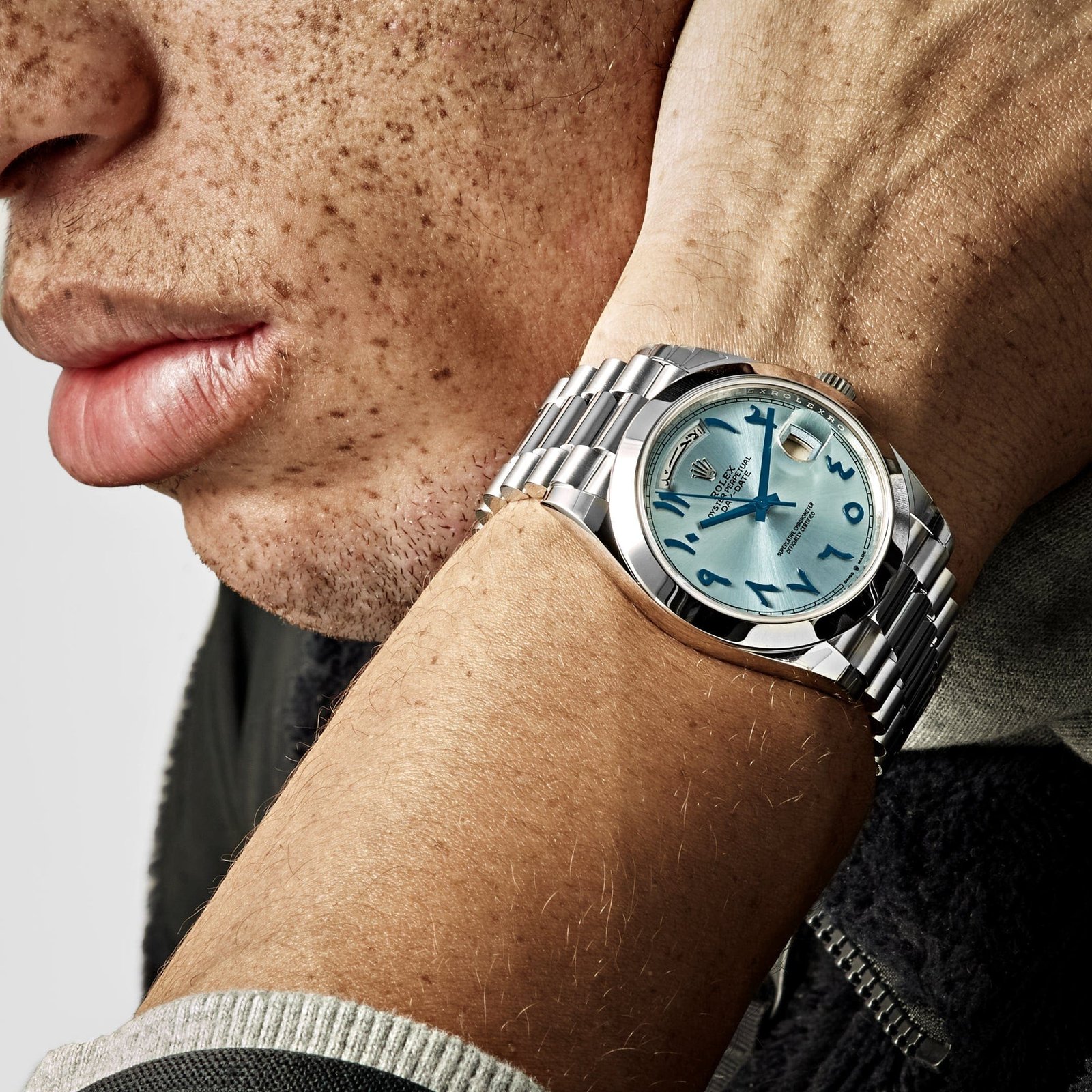 R01ex Day-Date 40 228206 Platinum Ice Blue Arabic Dial Smooth Dial