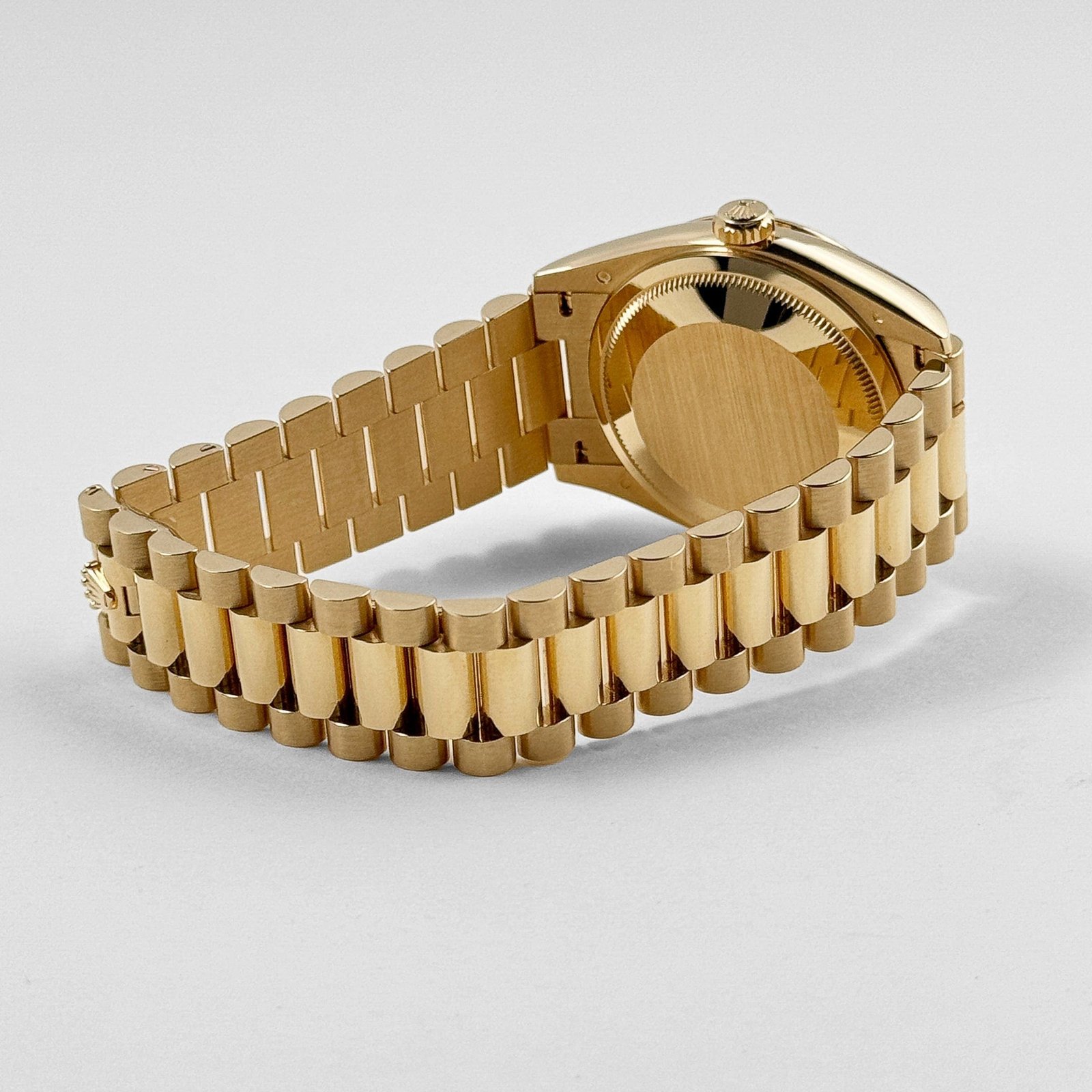 R01ex Day-Date 36 128238 Yellow Gold Green Ombre Roman Numeral Dial (2024)