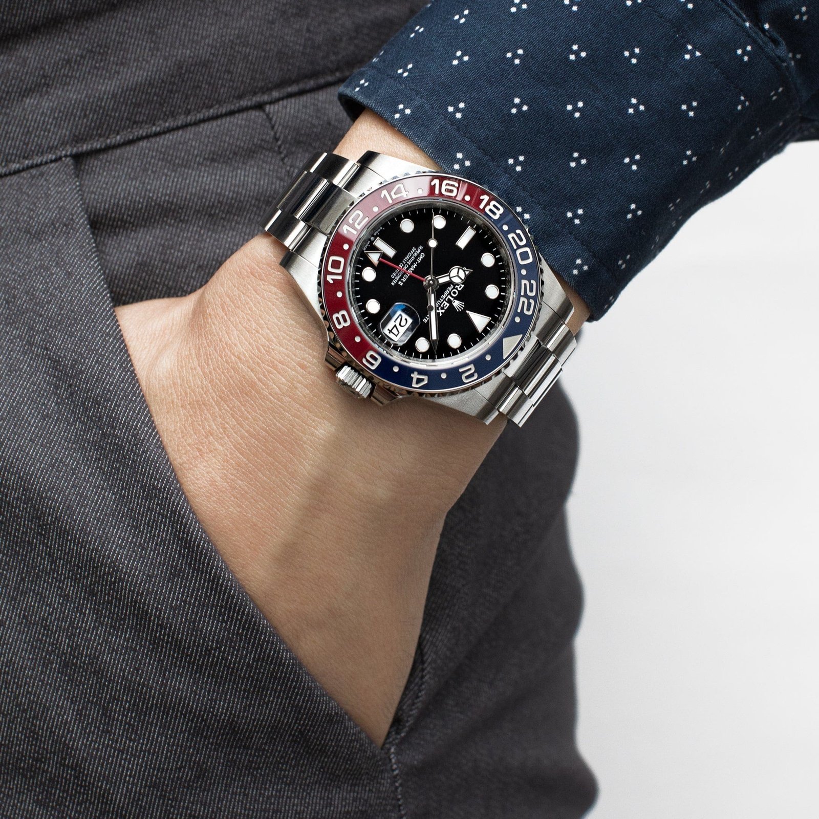 R01ex GMT-Master II 126710BLRO ‘Pepsi’ Stainless Steel Black Dial Oyster (2024)