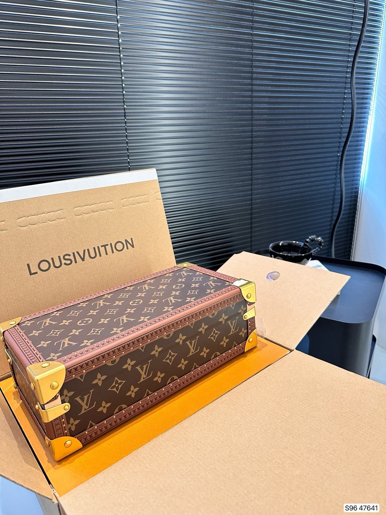 L0vis Vvtt0n M10260 Coffret 8 Montres