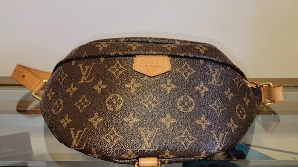 L0vis Vvtt0n Monogram Canvas Bumbag MM M43644