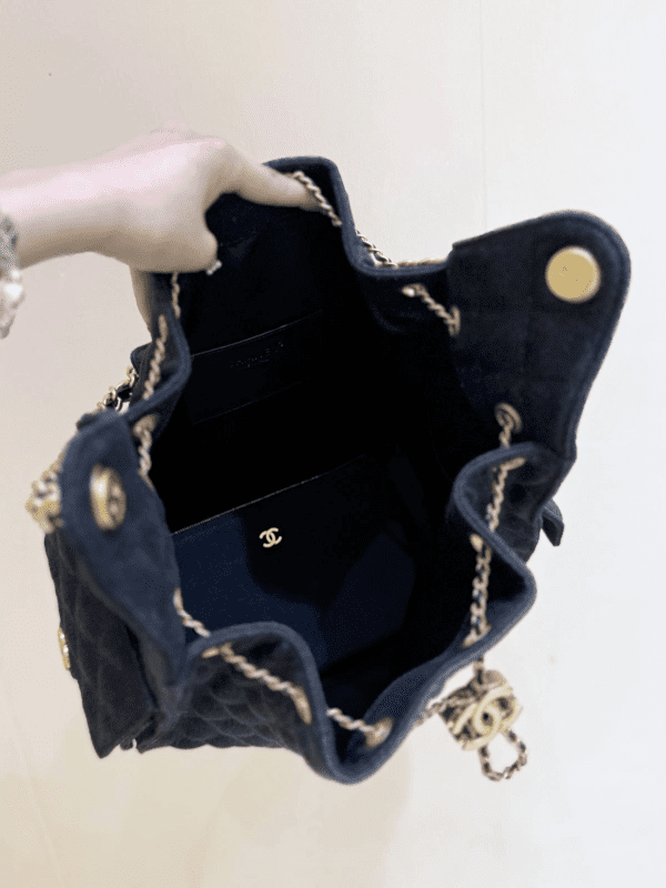 Ch**el 25 Medium Handbag