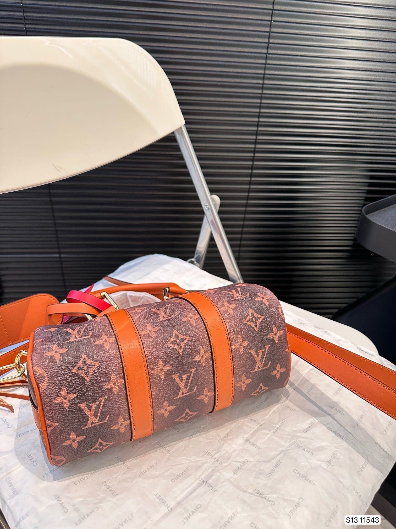 L0vis Vvtt0n M11542 Keepall Bandoulière 25